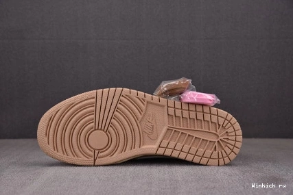 Air Jordan Scott OG Low x Travis 1 1028